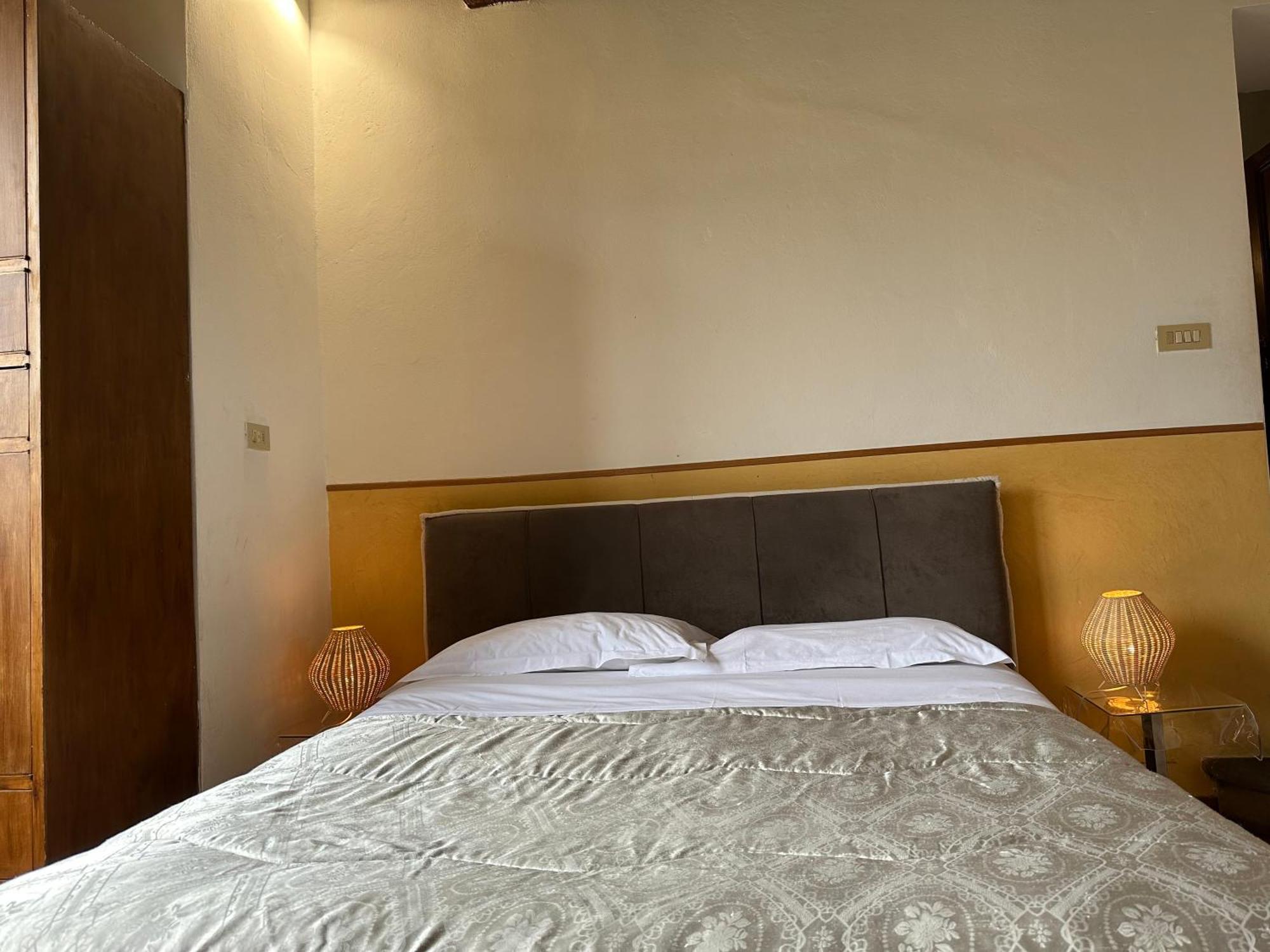 Ponte Vecchio Tower Apartment Firenze Bagian luar foto