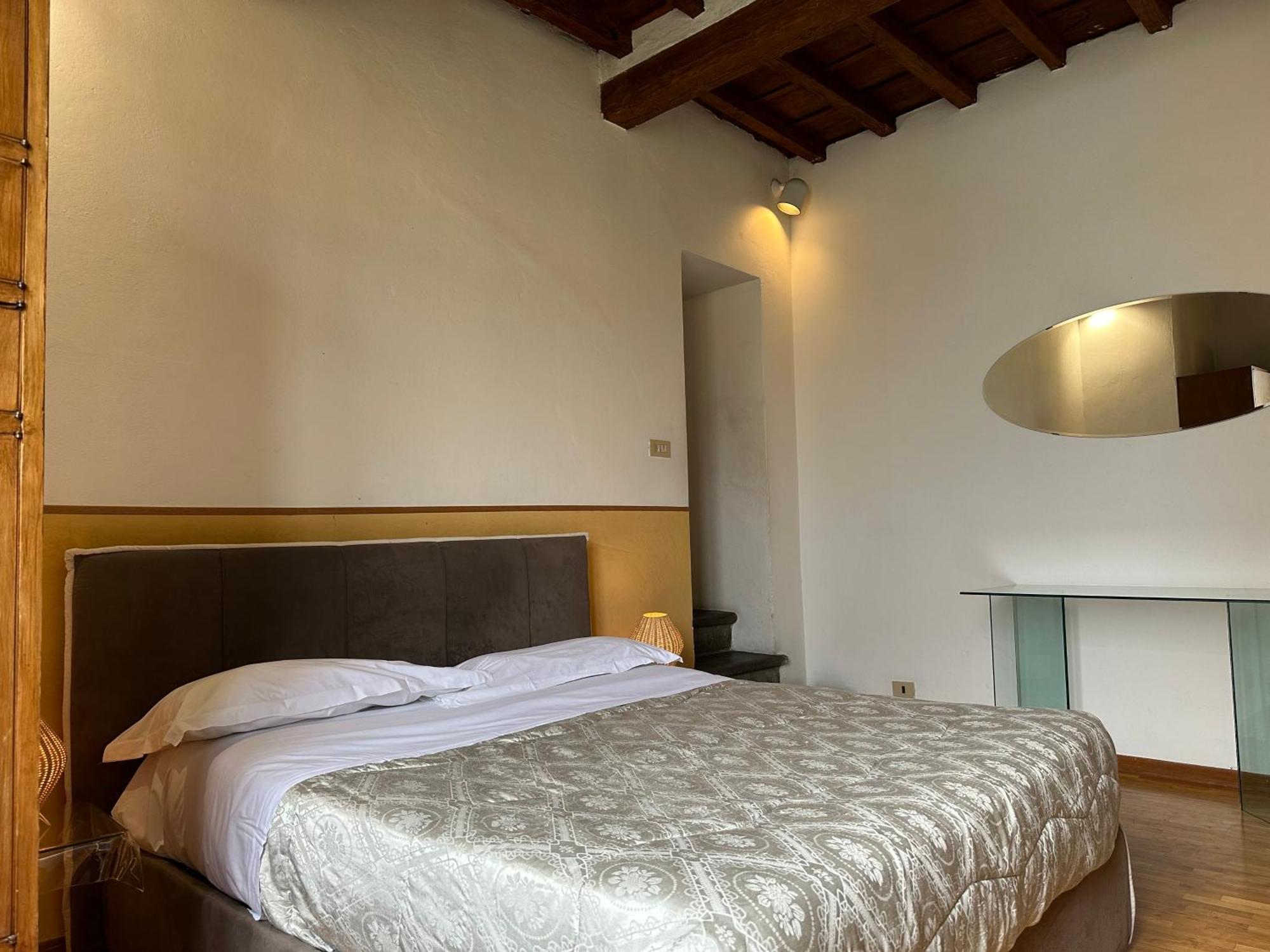 Ponte Vecchio Tower Apartment Firenze Bagian luar foto