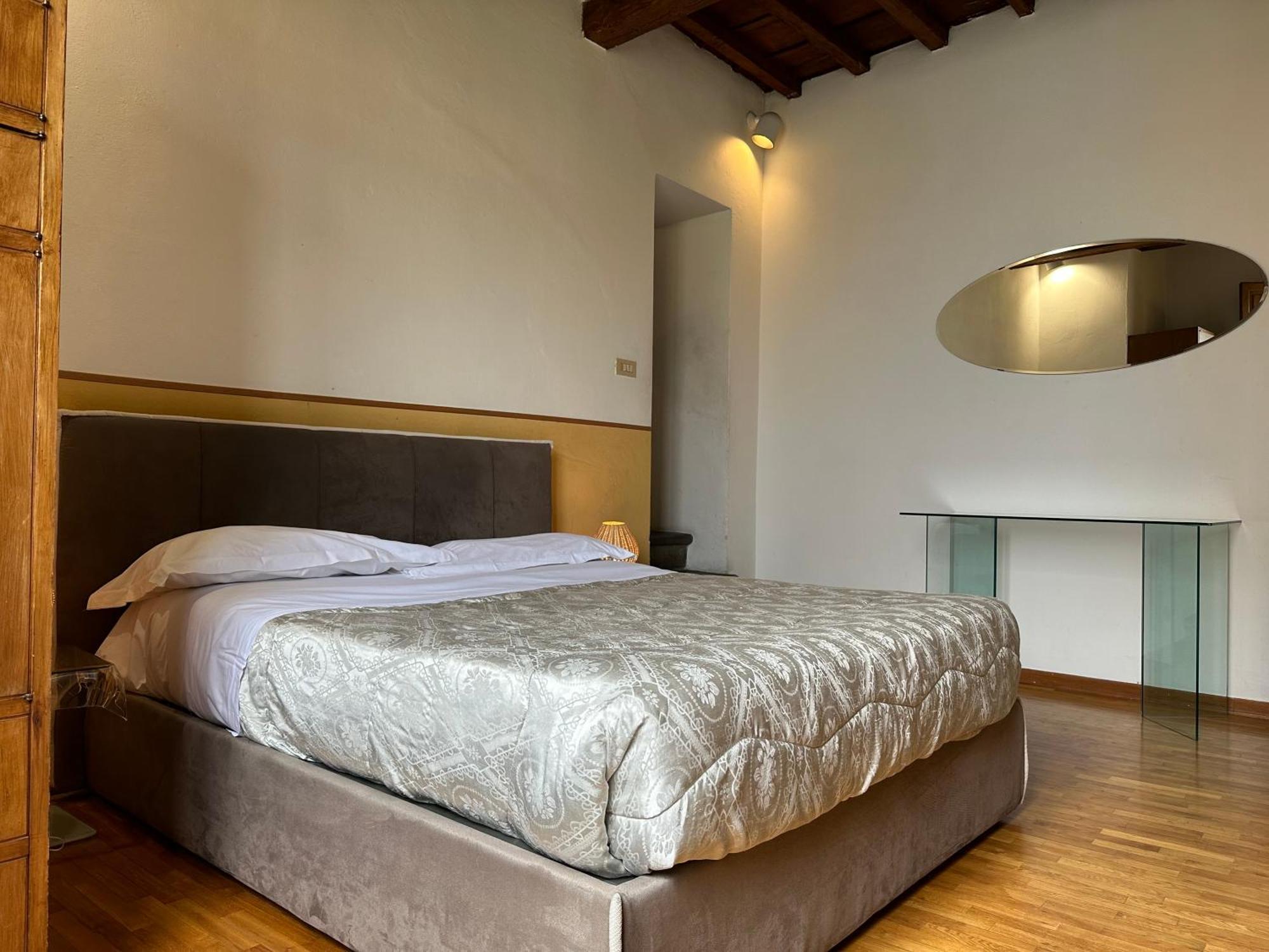 Ponte Vecchio Tower Apartment Firenze Bagian luar foto