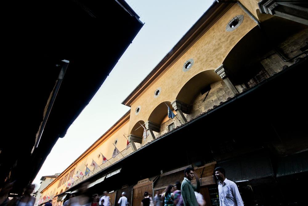 Ponte Vecchio Tower Apartment Firenze Bagian luar foto